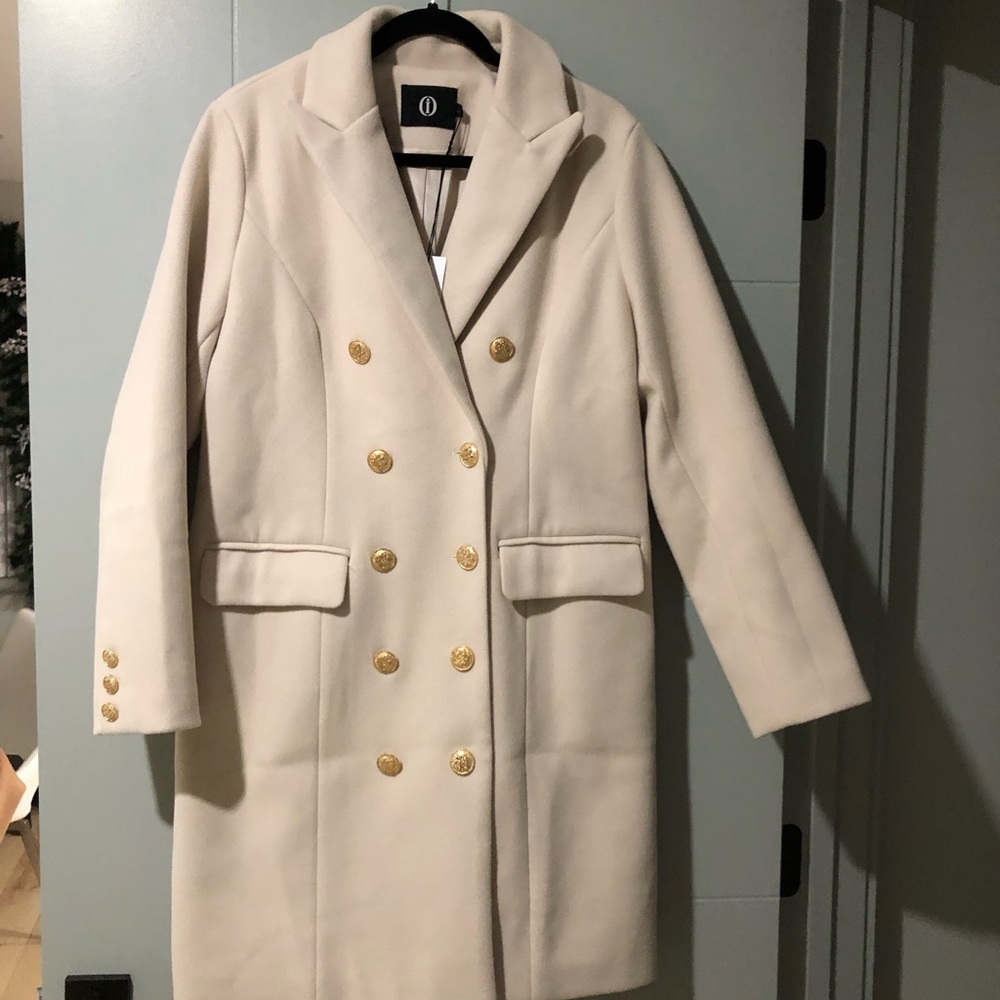 Elegant Cream Double-Breasted Coat